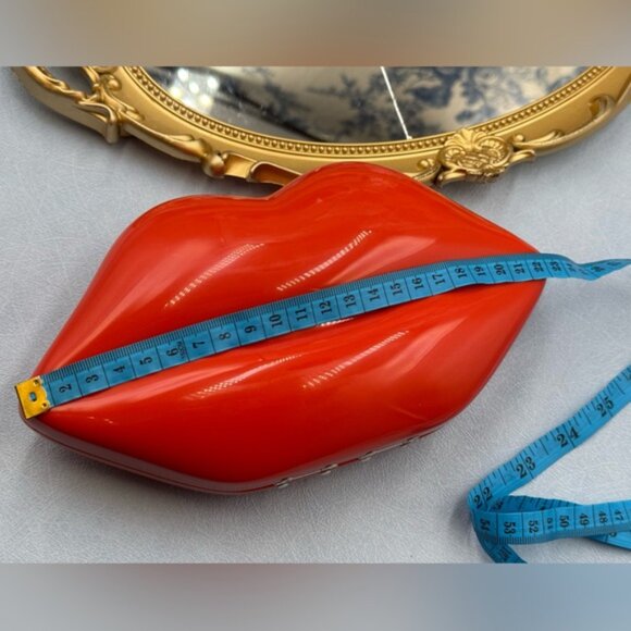🆕 LULU GUINNESS 🧿 NWOT Iconic Lips Perspex Clutch - Burnt Orange Red - Picture 15 of 16